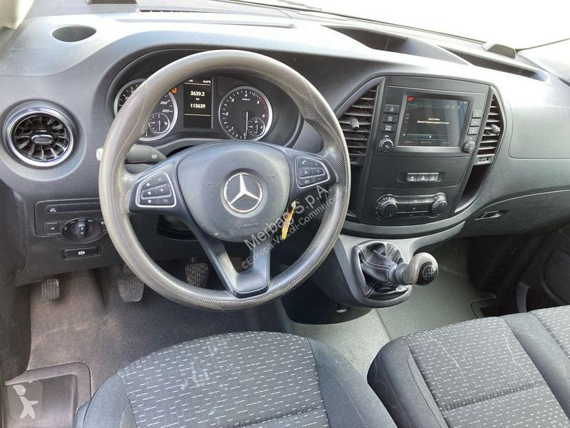 Samochód dostawczy Mercedes 116 F Long