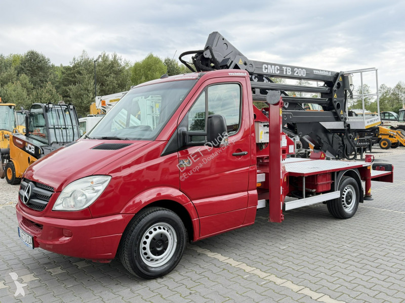 Mercedes  van