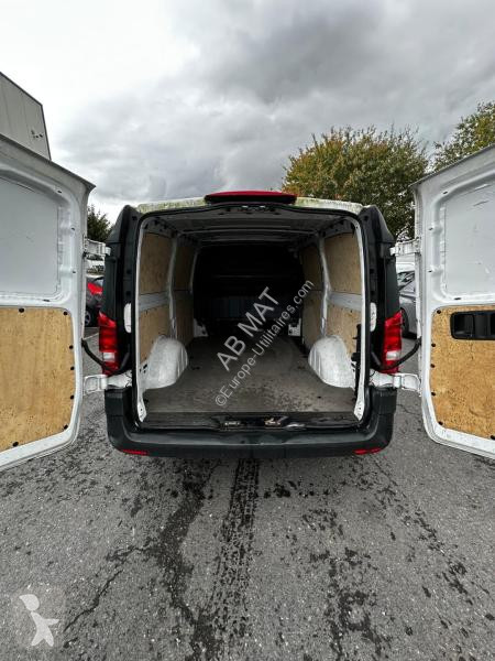 عربة نفعية Mercedes