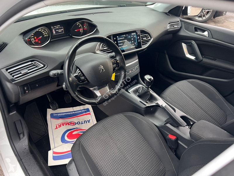 Peugeot 1.2 PURETECH 110CH S&S ACTIVE PACK...