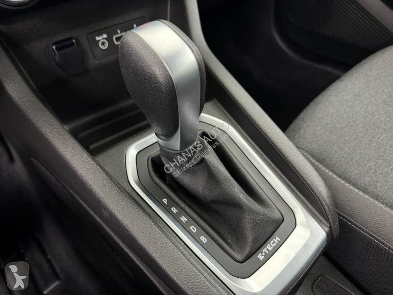 Véhicule utilitaire Renault 1.6 E-Tech 140...