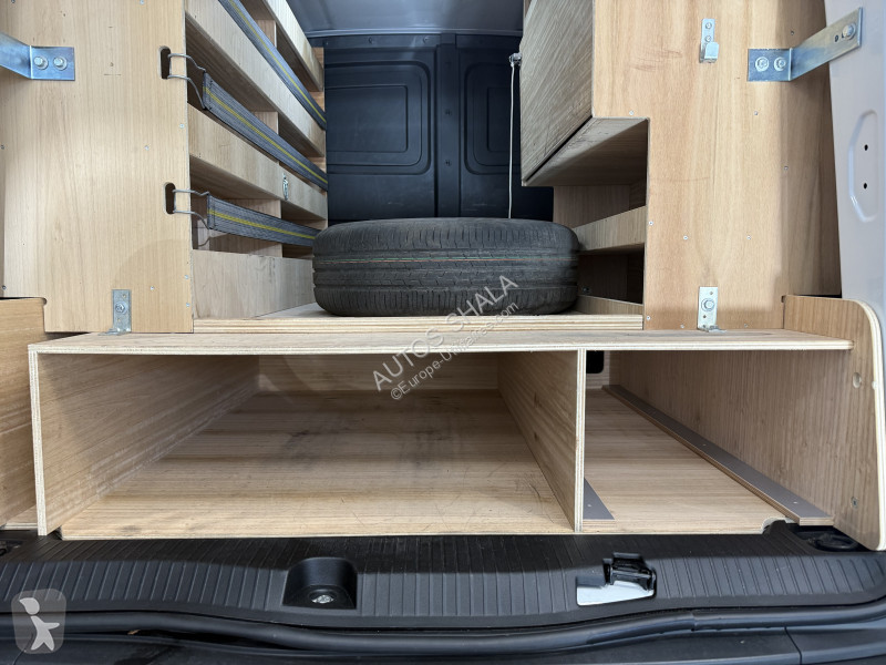 عربة نفعية Renault KANGOO VAN / PRIX HT 11...
