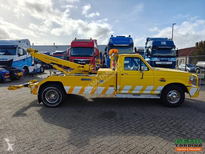 عربة نفعية Ford XLT 4x2 Century FI-7789-093T...