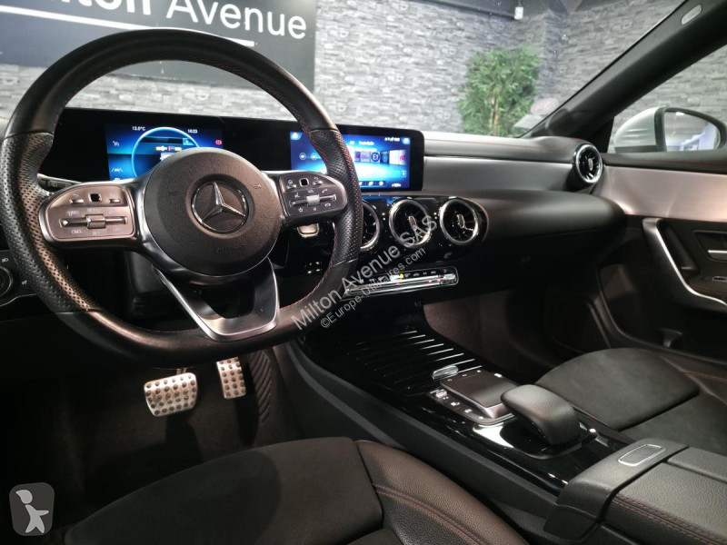 Véhicule utilitaire Mercedes CLA Shooting Brake...