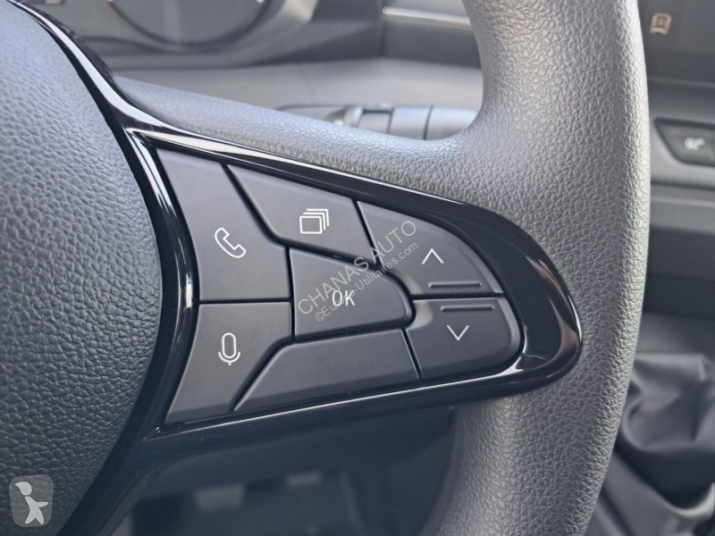 Samochód dostawczy Nissan 3T5 2.0L 170...