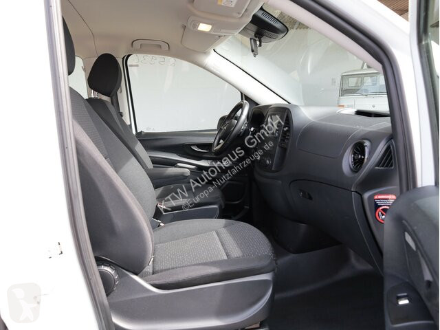 Véhicule utilitaire Mercedes Vito 114...