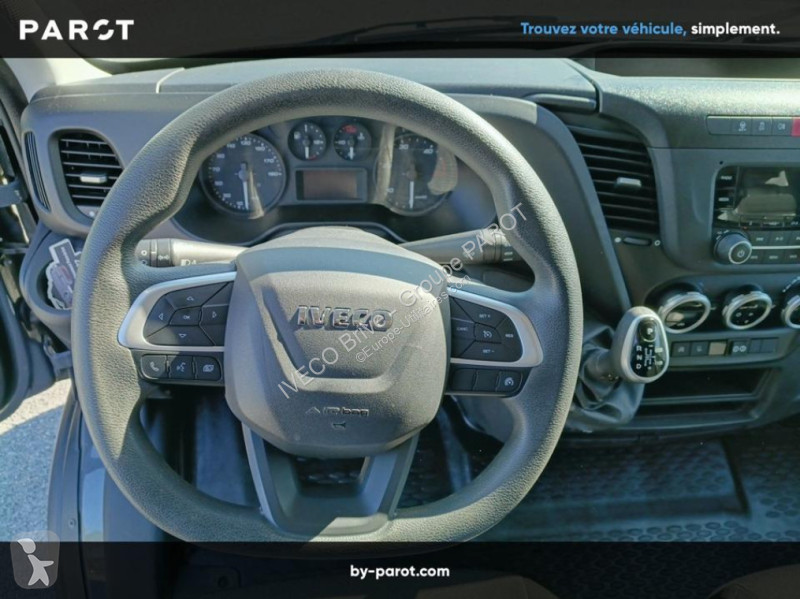 Véhicule utilitaire Iveco 35S14A8 V12 Hi-Matic