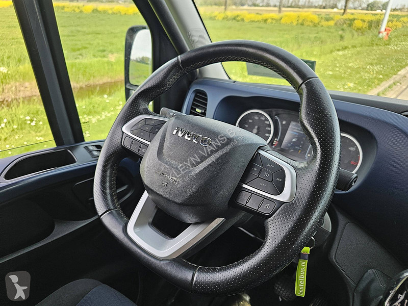 Véhicule utilitaire Iveco 35C18 ac automaat EURO6
