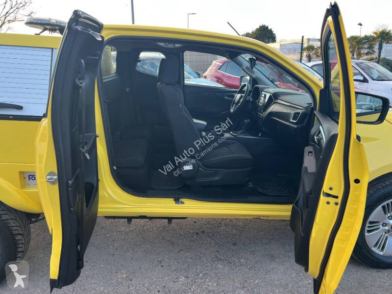 Furgoneta Isuzu
