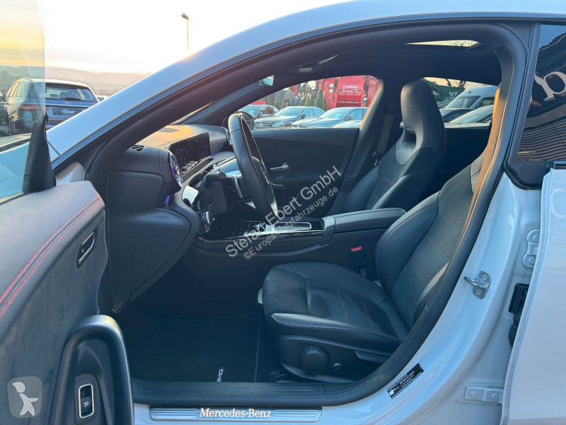 Mercedes CLA...