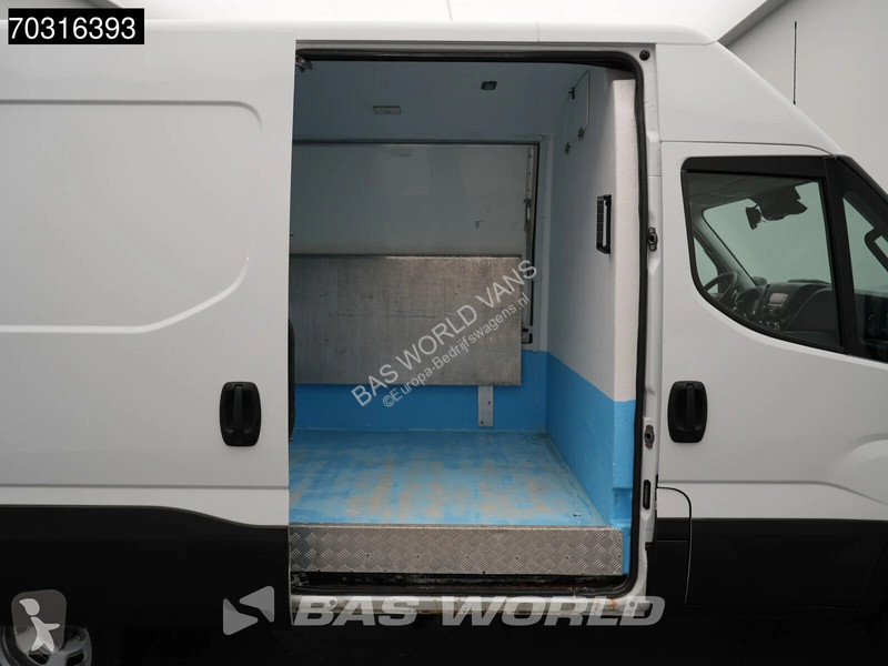 Véhicule utilitaire Iveco 35C18 3.0L Automaat...