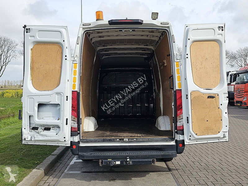 Furgoneta Iveco 35 S 14