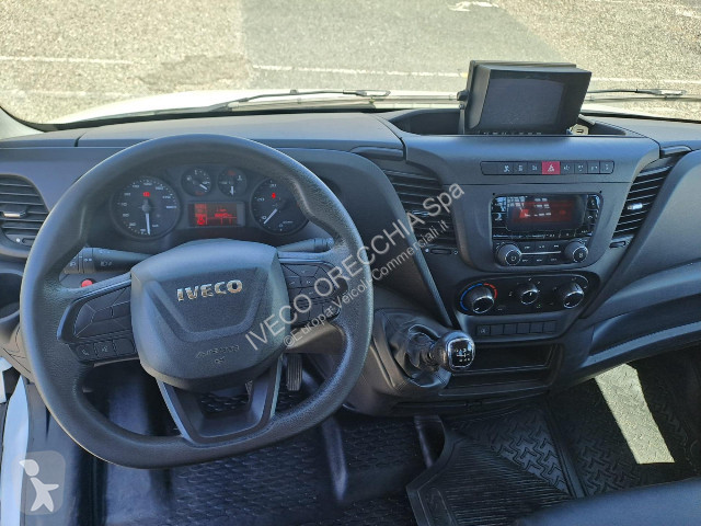 Furgoneta Iveco DAILY 35C14 - 3450