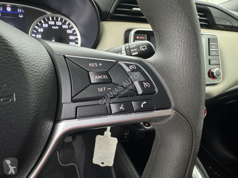 Veículo utilitário Nissan 1.0 IG-T 92 Acenta CVT