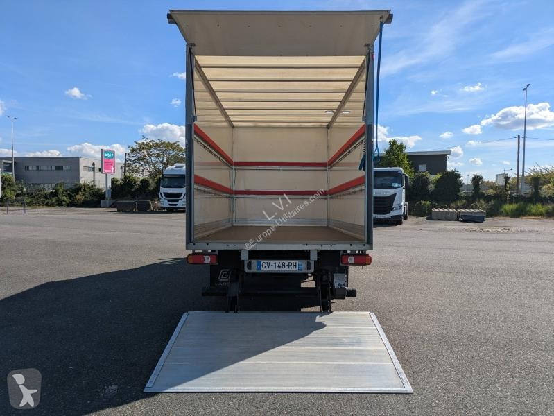 Véhicule utilitaire Iveco CCb 35C16H...