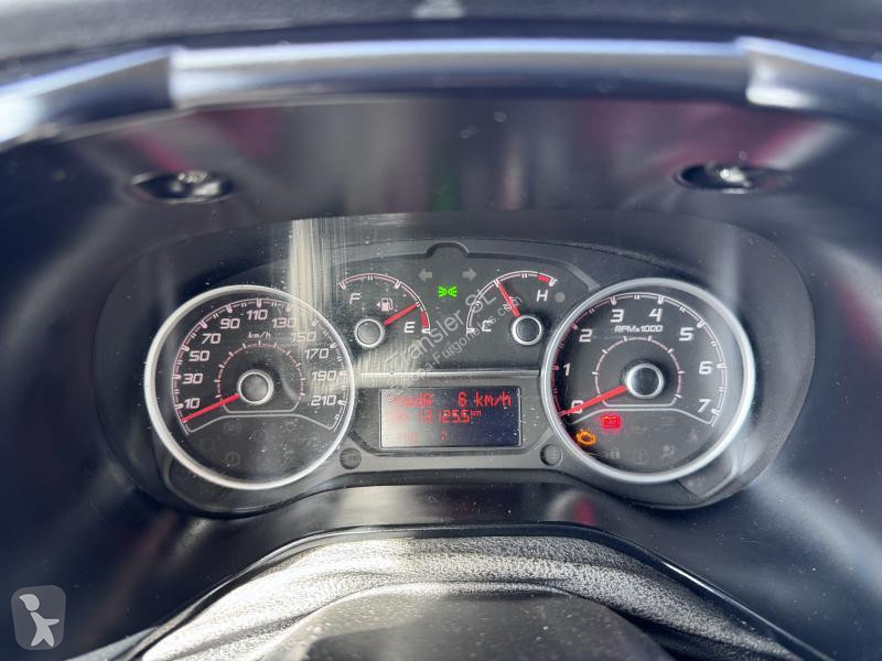 عربة نفعية Fiat  DOBLO