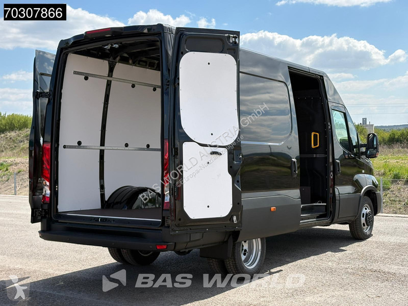 Véhicule utilitaire Iveco 35C21...