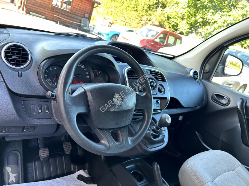 Véhicule utilitaire Renault Maxi Grand Volume...