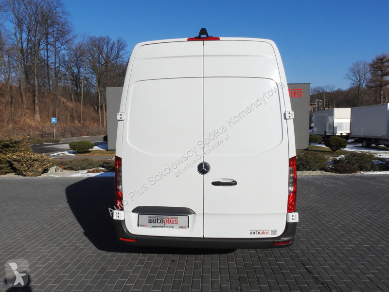 Samochód dostawczy Mercedes 2 ASTER