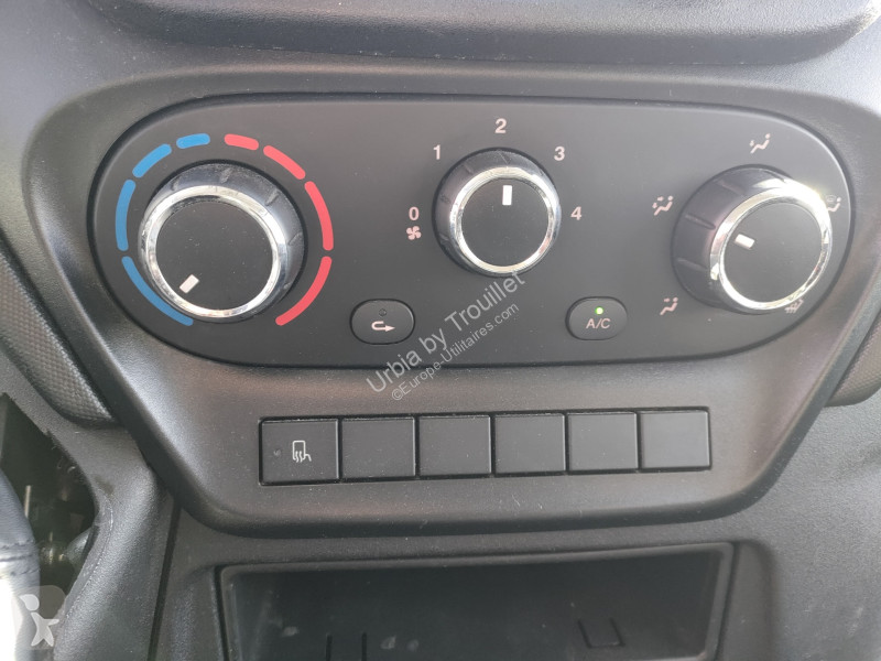Iveco FRIGO OPTION HAYON - 12M3 140 CV RJ...