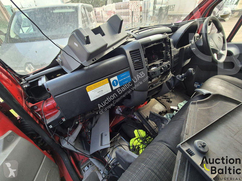 عربة نفعية Mercedes 310 CDI