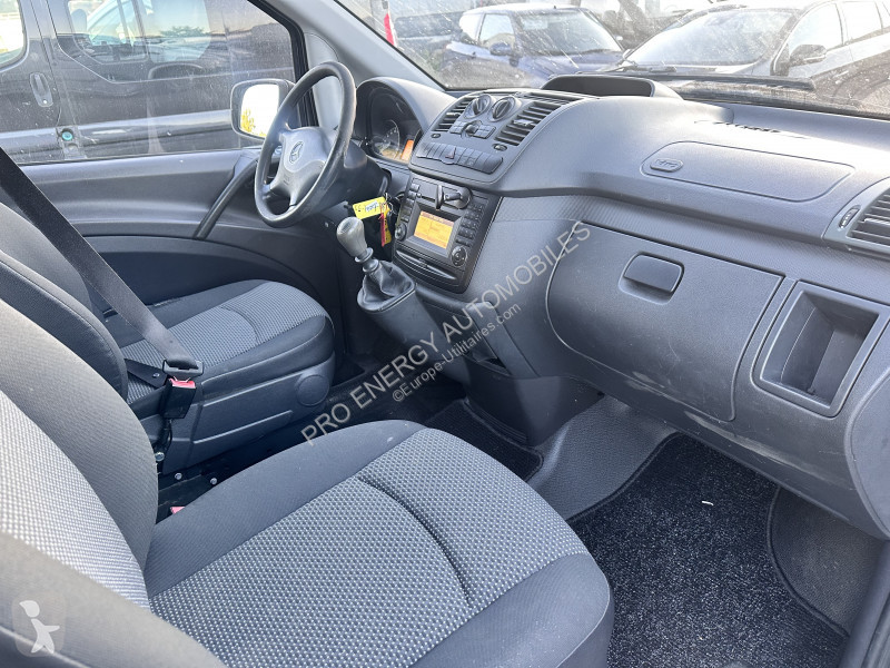 Furgoneta Mercedes VITO FG 113 CDI LONG 2T8