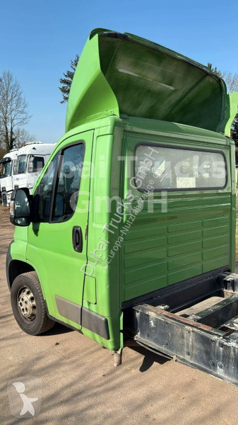 Véhicule utilitaire Peugeot HDi Motor NEU mit...