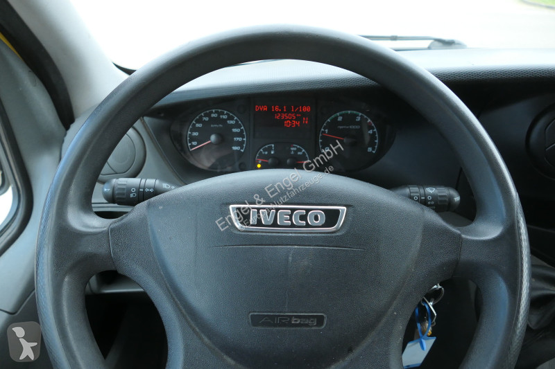 Furgoneta Iveco Daily 35 S11 C30C AUTOMATIK...