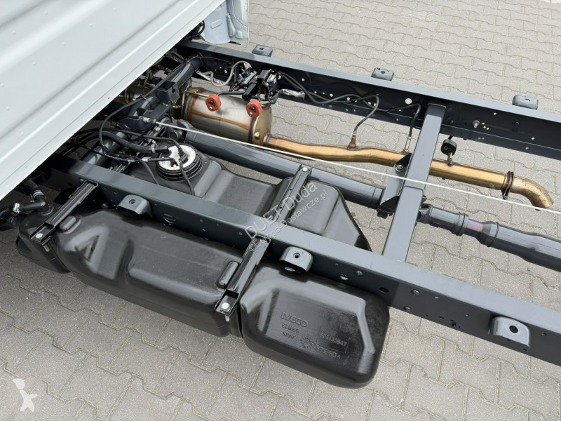 Лекотоварен автомобил Iveco 35S18 H