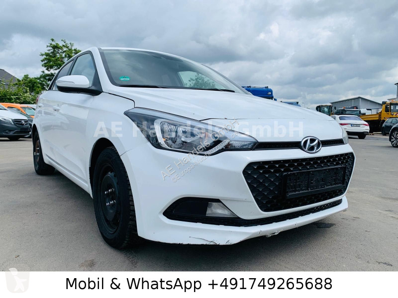 Samochód dostawczy Hyundai i20 blue Trend 1,4 L...