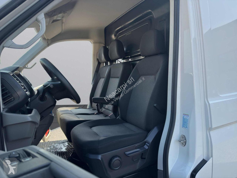 عربة نفعية Volkswagen