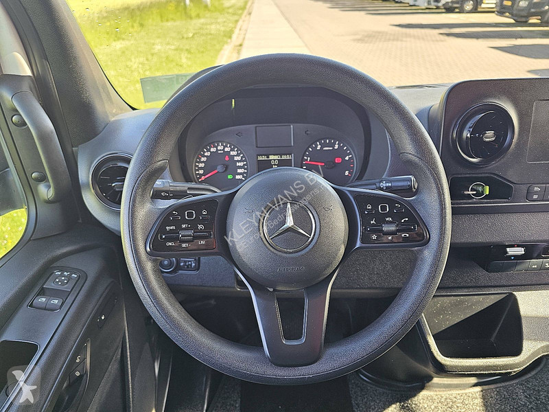 Furgoneta Mercedes 317 L2H2 Mbux RWD Euro6!