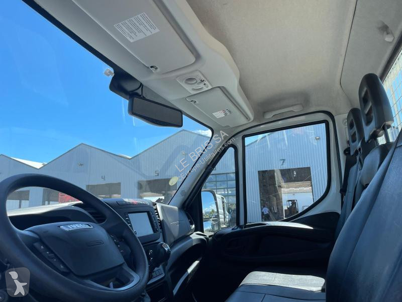 Véhicule utilitaire Iveco  DAILY 35C14