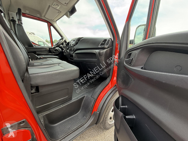 عربة نفعية Iveco DAILY 35C12 RIBALTABILE