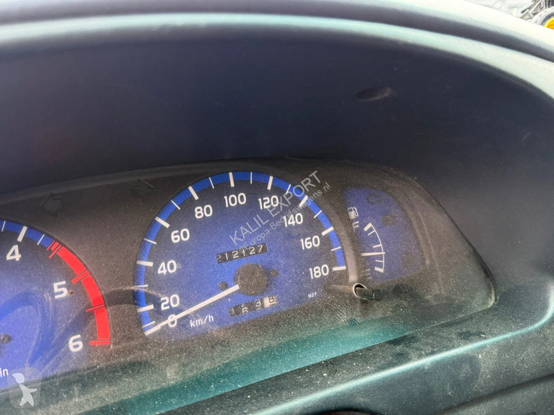 عربة نفعية Toyota 2.4TD 4x4 Steel Suspension...