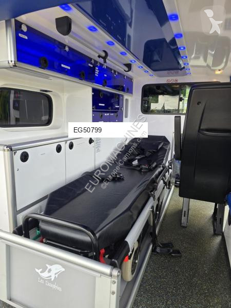 عربة نفعية Renault TRAFIC  2.0 LES