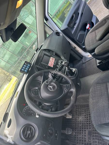 Véhicule utilitaire Mercedes