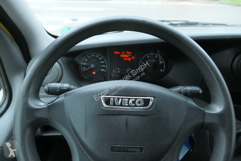 Iveco Daily 35 S11 C30C AUTOMATIK KAMERA Regale...