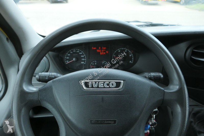Furgoneta Iveco Daily 35 S11 C30C AUTOMATIK...