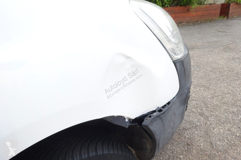 Véhicule utilitaire Peugeot PARTNER 1,6 HDI 99
