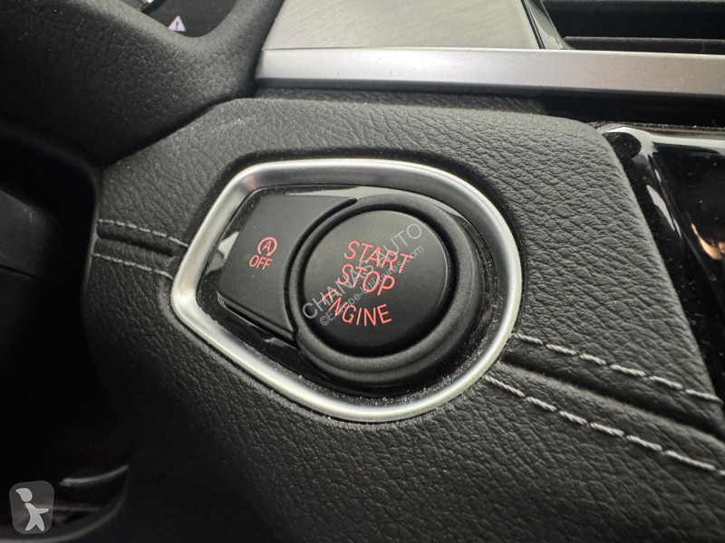 BMW sDrive 18i 136 Lounge DKG7 Transporter