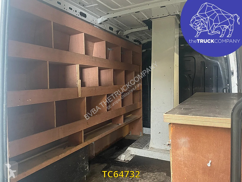 Furgoneta Renault 130.35 nacelle socage