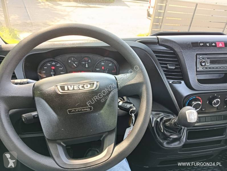 Лекотоварен автомобил Iveco