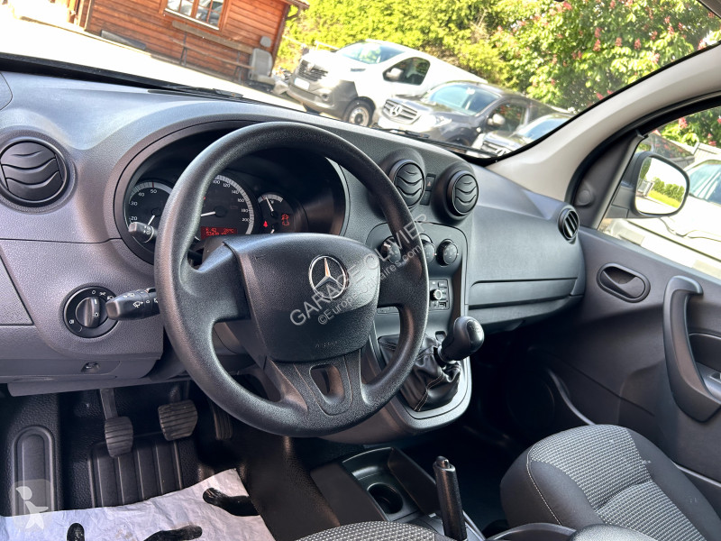 عربة نفعية Mercedes Long 109 1.5 CDI 95 Pro