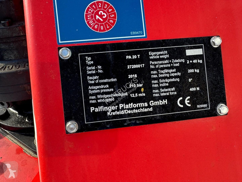 Furgoneta Nissan PALFINGER HOOGWERKER 20 METER...