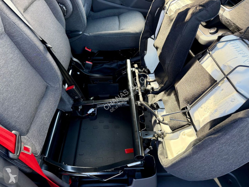 Véhicule utilitaire Renault L2H1 3T DCI 150...
