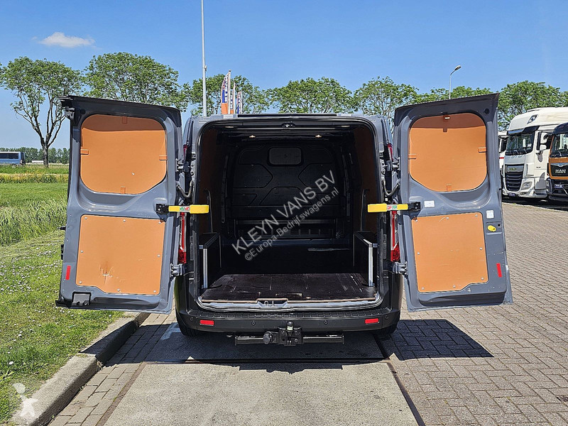 عربة نفعية Ford 2.0 L2 Automaat Navi NAP