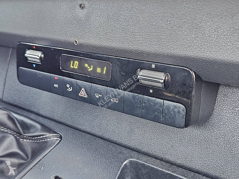 Nyttofordon Mercedes 311 ac DC EURO6