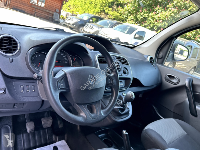 Véhicule utilitaire Renault 1.5 Blue dci 95...