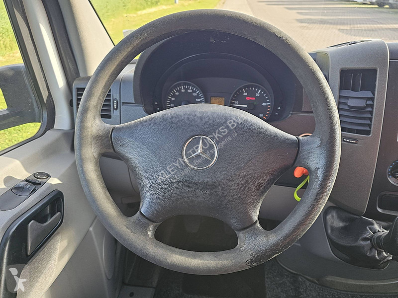 Furgoneta Mercedes 516 CDI 43 LAADKLEP